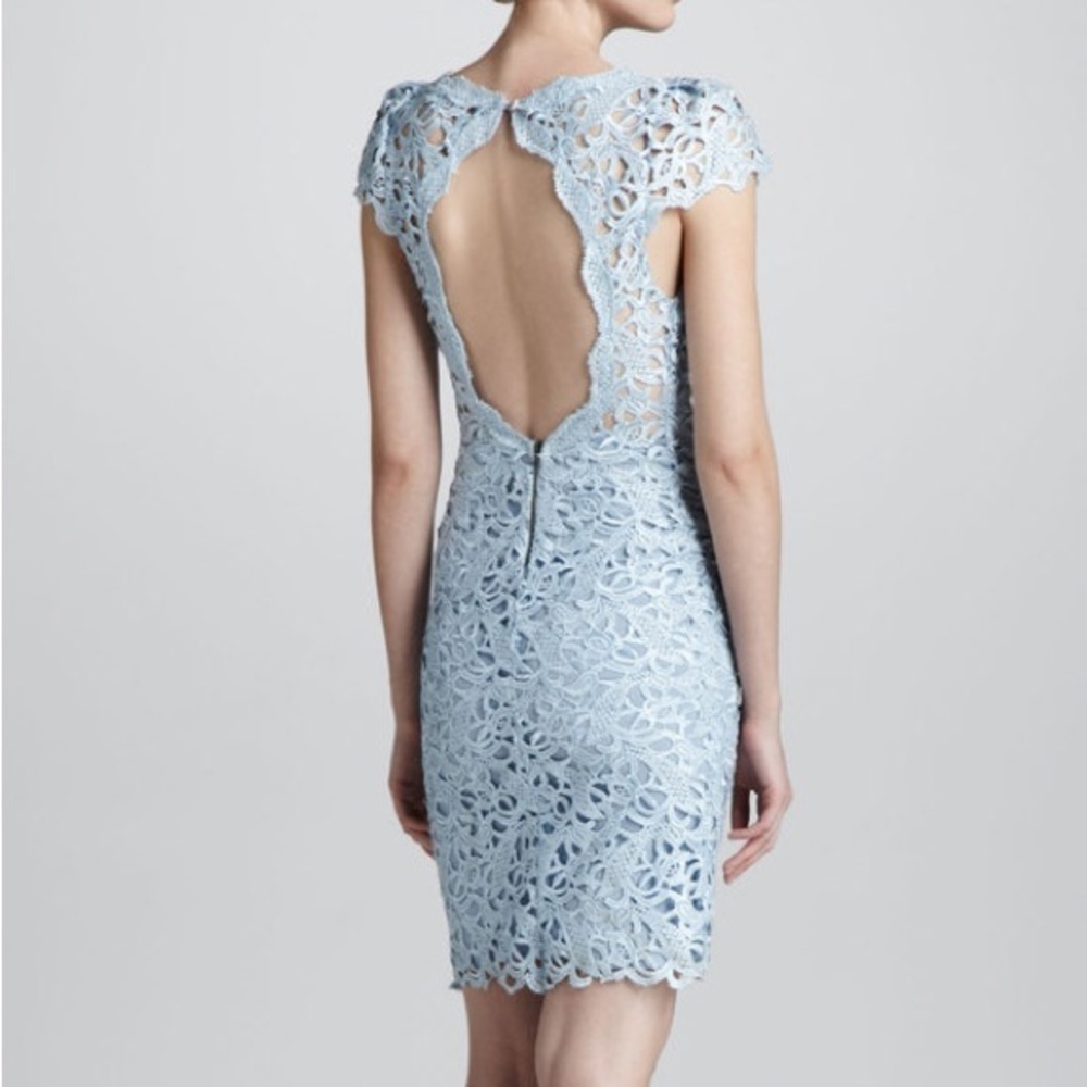 ALICE + Olive blue open back cut out lace dress size XS